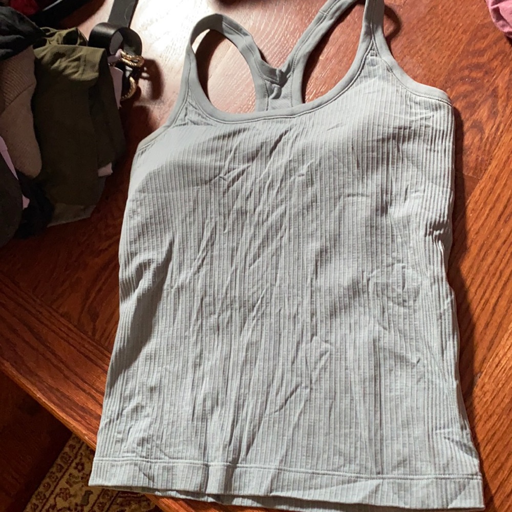 Cropped ebb to street tank Lulu